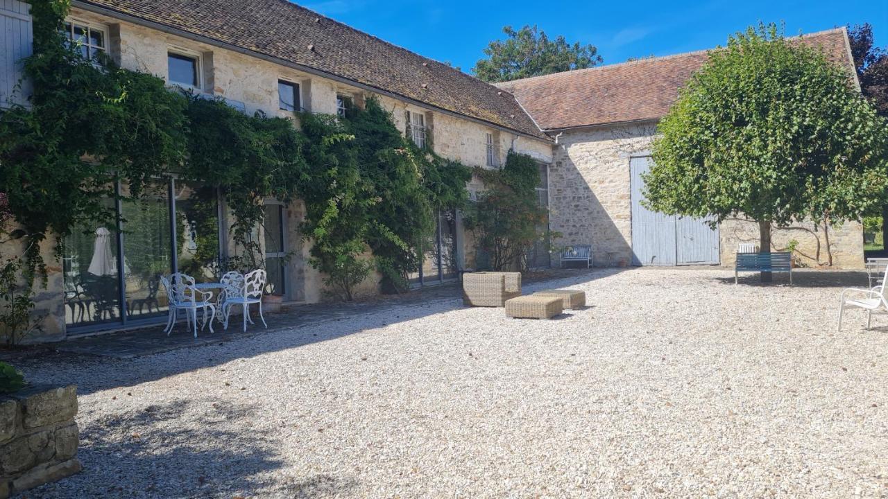Belle Maison Dans Corps De Ferme - Logement Gabriel Villiers-sous-Grez Dış mekan fotoğraf